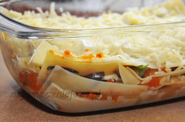 Lasagne z gotowanymi płatami