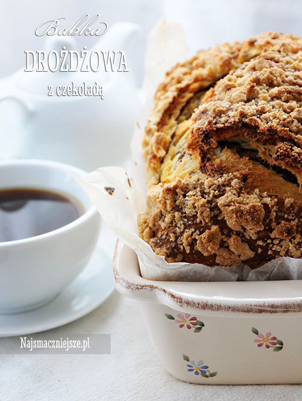 Babka z czekoladą